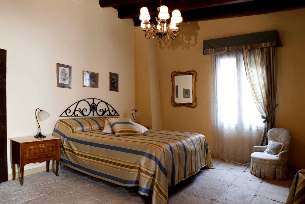 Palazzo Antica Via Appia Acomodação com café da manhã Bitonto Quarto foto